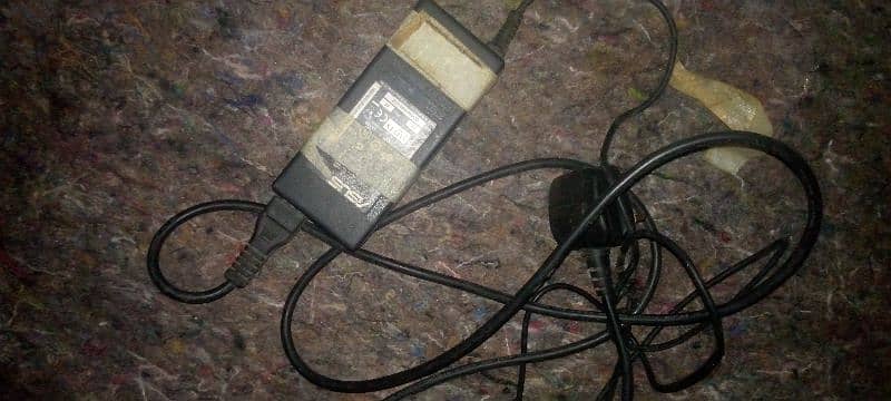 Laptop charger ASUS ORIGINAL USED 1