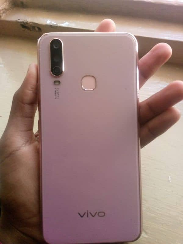 vivo y17 model hai 8 256 momery hai 10