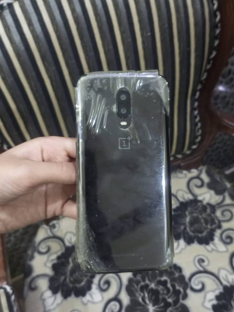 One Plus 6T 2