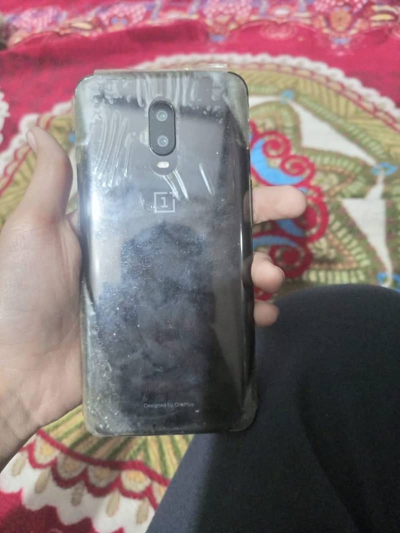 One Plus 6T 5