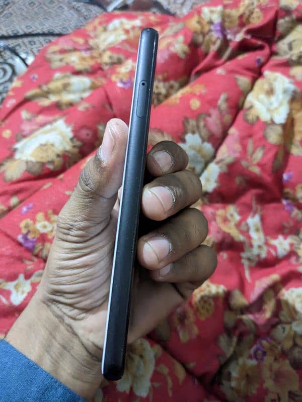 Google pixel 4 10/10 Condition original phone ha 6/64 (03199491927) 3