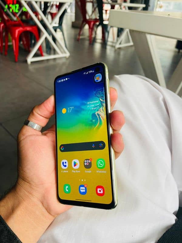 Samsung Galaxy S10e 6/128GB 2