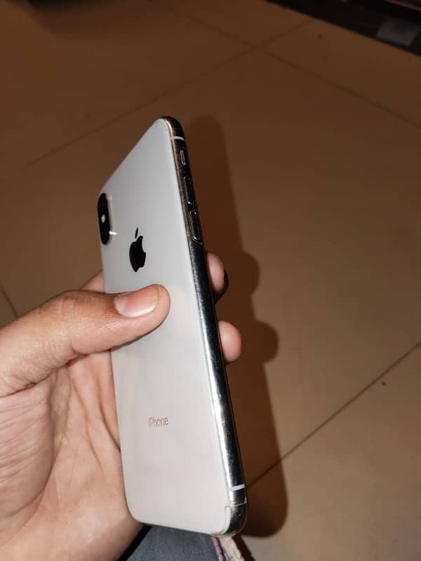 iPhone X 1