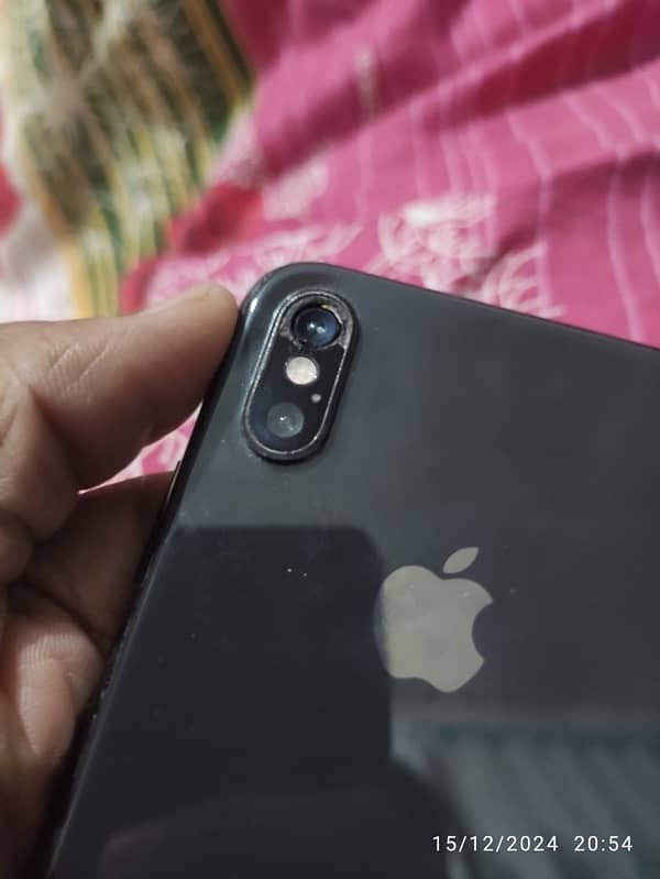 iphone XS 64gb factory unlock 12