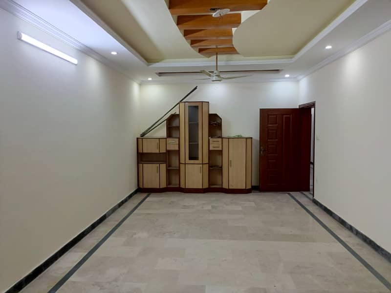 10 marla house for rent near kalma chowk express way 0