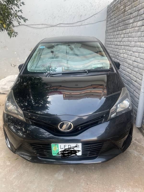 Toyota Vitz 2014 registerd 2018 0