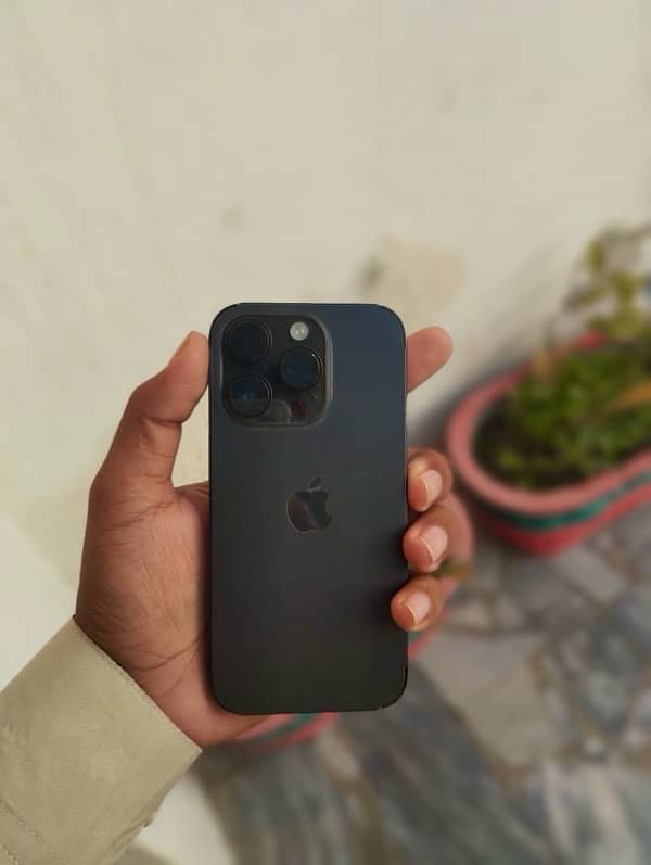 iphone 14 pro non pTA jv  lush condition 10/10 0