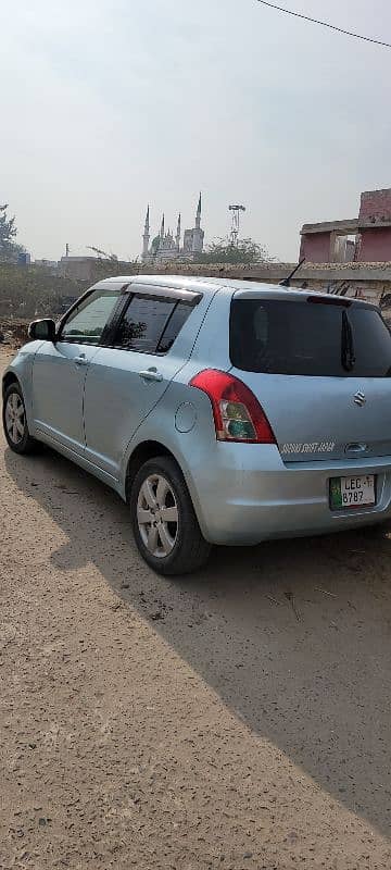 Suzuki Swift 2012 6