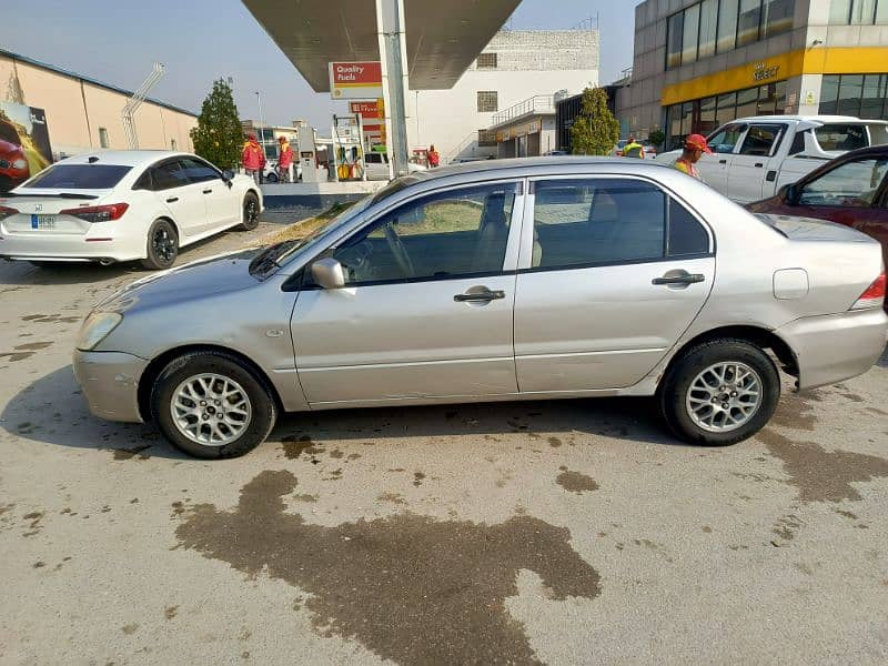 Mitsubishi Lancer 2006 4