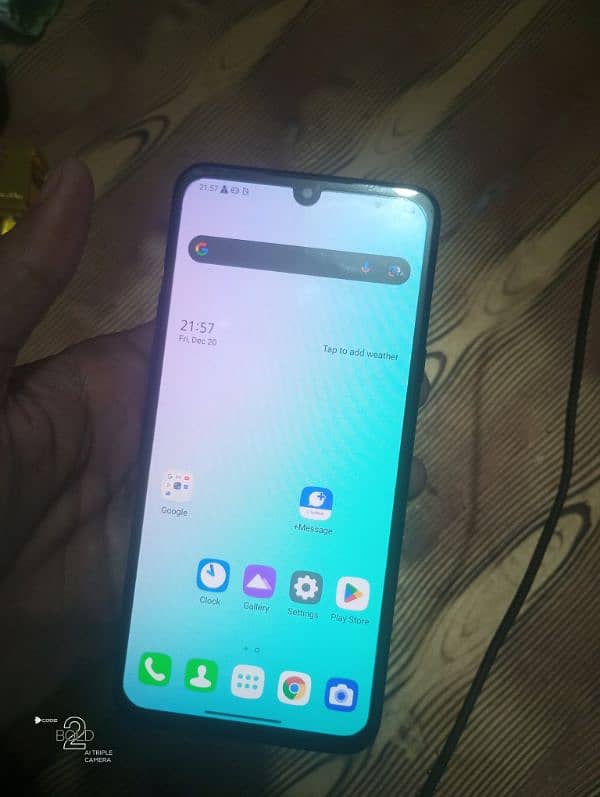 Lg G8X 6/64 Non PTA 8.5/10 condition 2