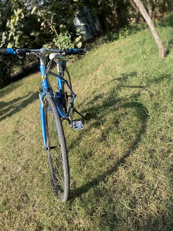 beautiful blue sports bicycle for sale 4