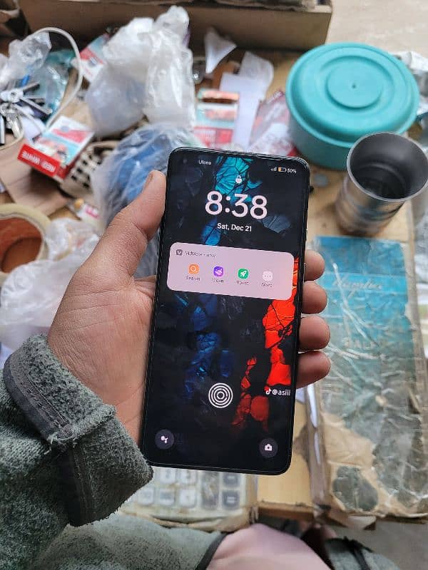 one plus 8t approved  need cash 3