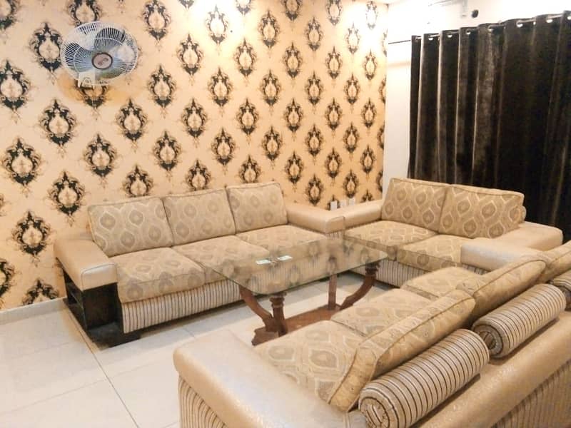 Daily basis Short Time flats available bahria Twon 2