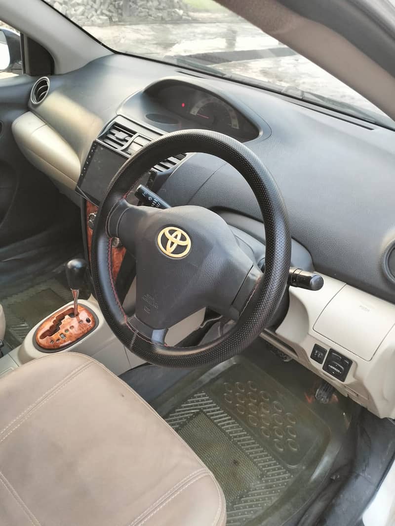 Toyota Belta 2006/11 ٹوٹل جینون 7