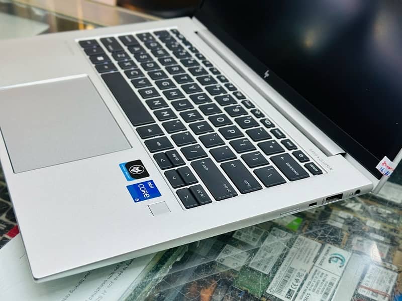 Hp Elitebook 840 G9 4