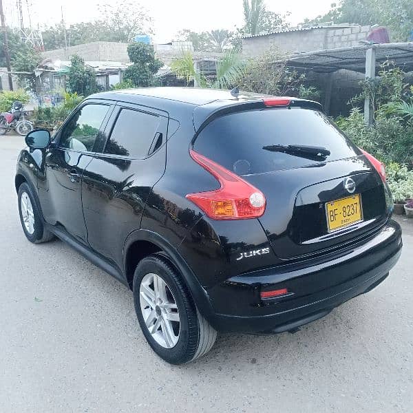 Nissan Juke 2010 8