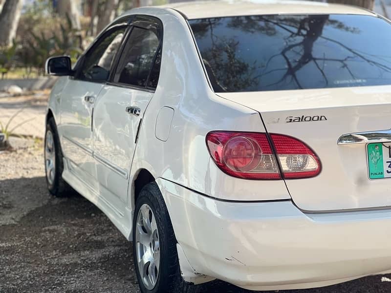 Toyota Corolla se saloon 2004 auto AC CNG 2