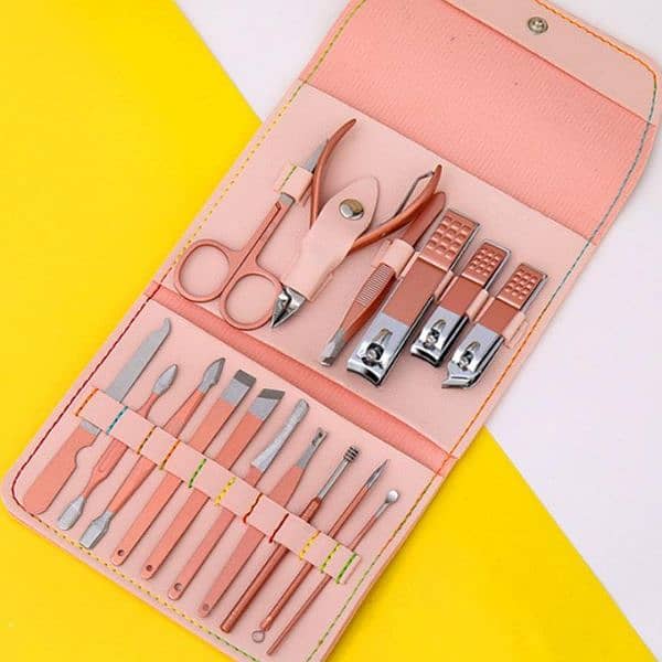 manicure kit 3