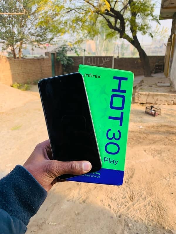 infinix Hot 30 Play 4+4/64 PTA approved 03417059154 Call 2