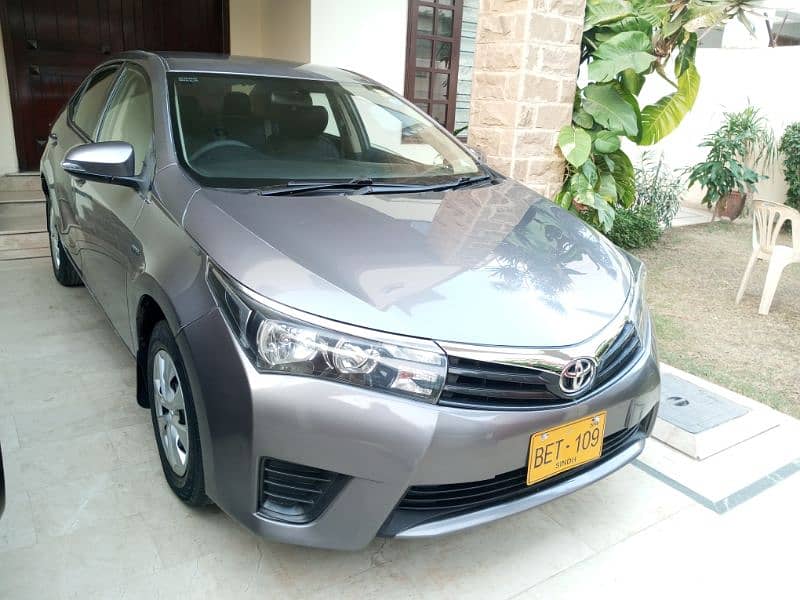 Toyota Corolla GLI 2015 Automatic Outclass Original in DHA Karachi 1