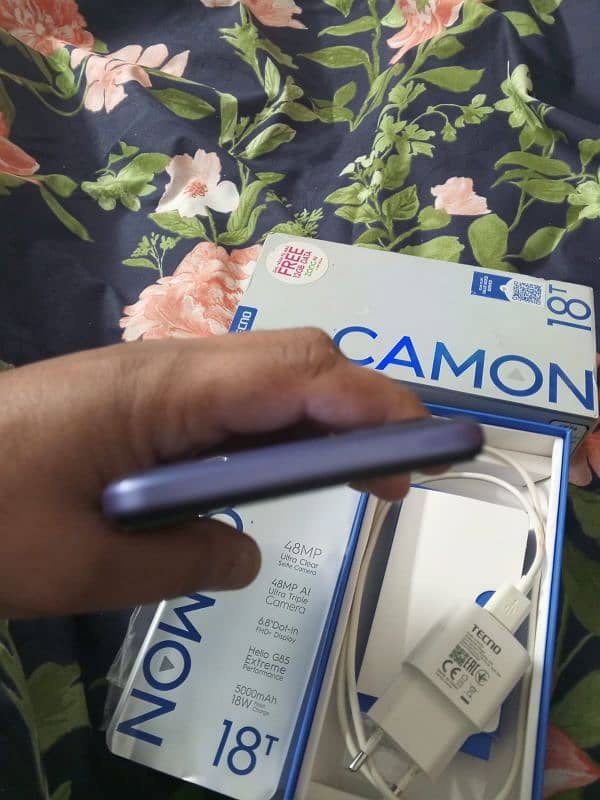 Tecno Damon 18T 5