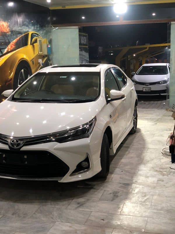 Toyota Altis Grande 2022 1