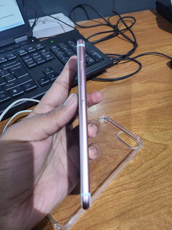 Iphone 6S plus 64 GB PTA 2