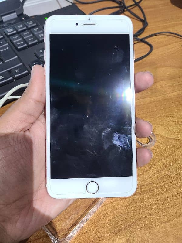 Iphone 6S plus 64 GB PTA 5