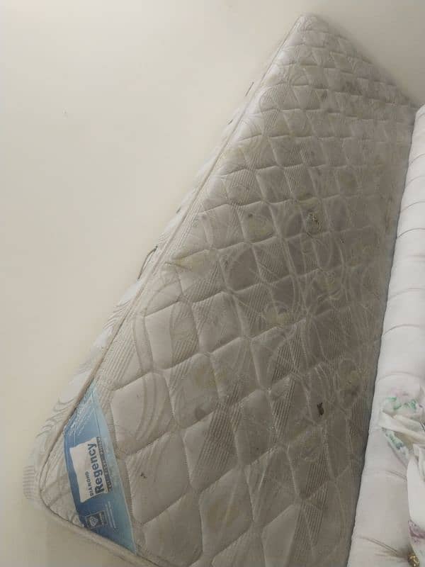 Mattress king size 2