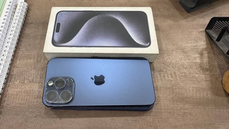 iphone 15 pro max 256 gb Blue titanium color 0