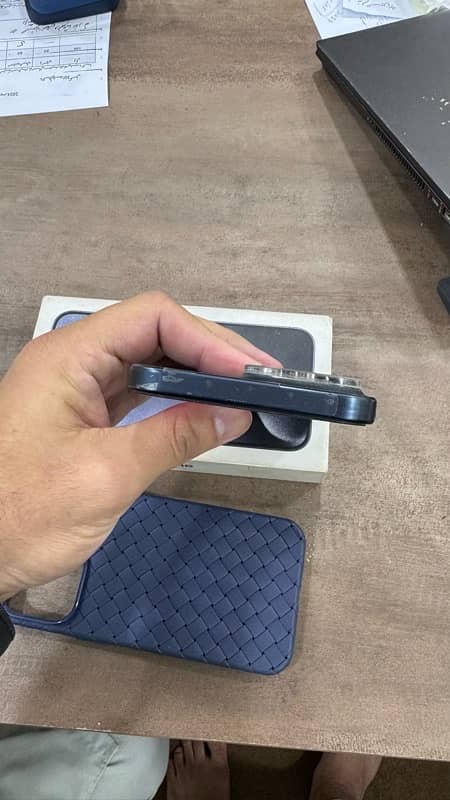 iphone 15 pro max 256 gb Blue titanium color 6