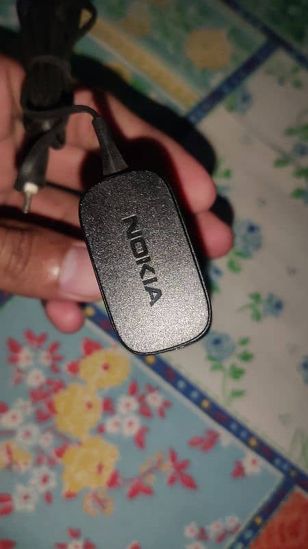 Nokia Original bareek pin Fast Charger for Small Phones 1