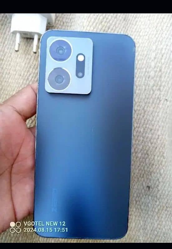 Infinix zero 20 8+3/256 gb 2