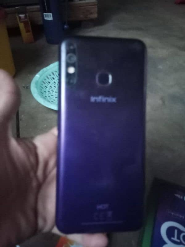 infinix hot head 4GB ram 64GB RAM dual sim PTA group box ke sath 3