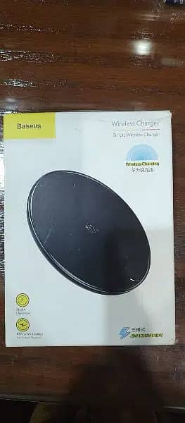 Baseus Wireless Charger Simple Stylish Glass Panel 10W Quick Charge 1