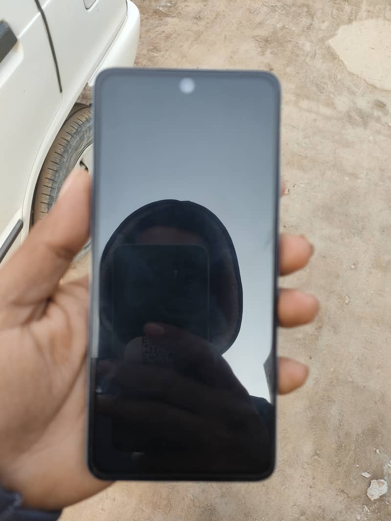 oppo a60 zero condition full box 6 month wranty 1