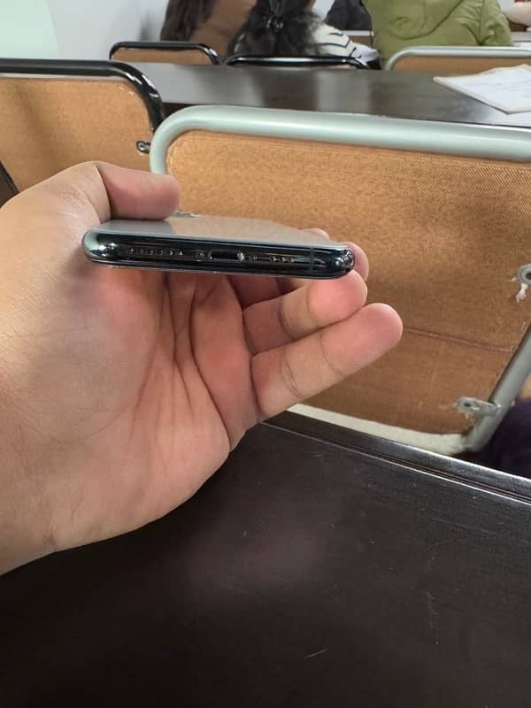 iphone 11 pro pta approved 7