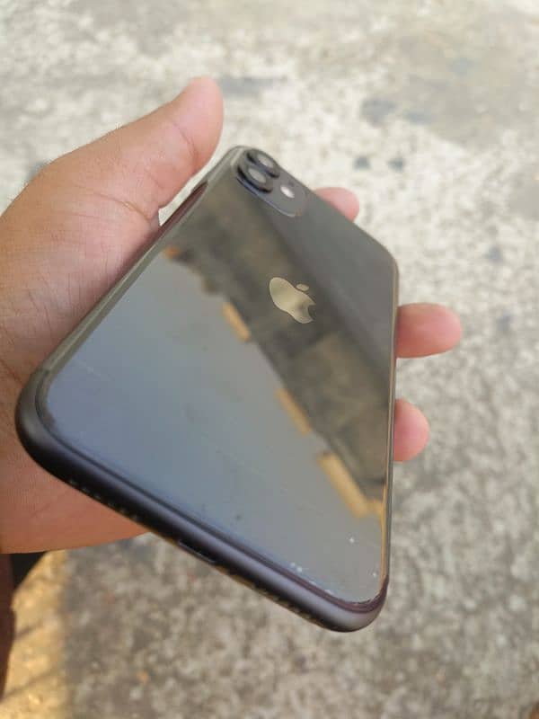 Iphone 11 non pta All ok 10/10 waterpack 2