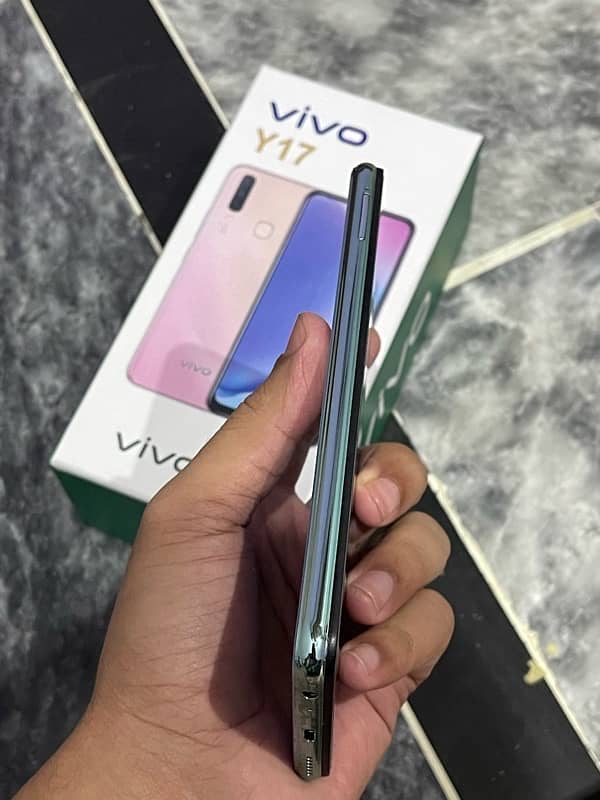 vivo y17. Memory 8/256gb. 2