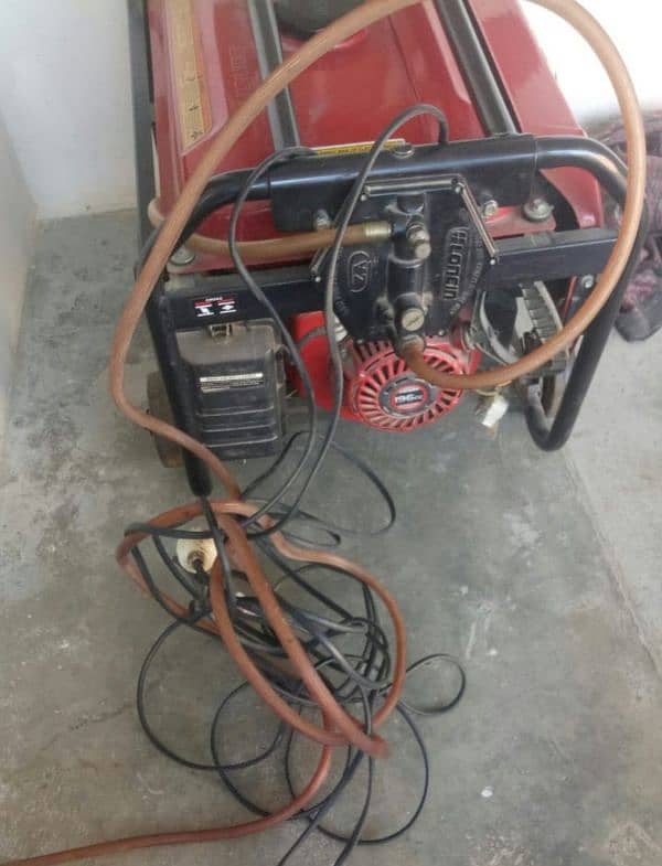 Loncin Portable Generator 3600 kv Good Condition 2