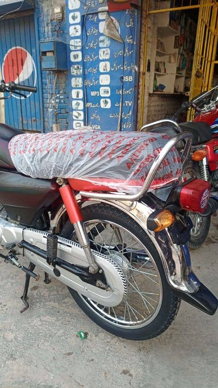 Honda 23 model fresh condition bike APL open latter 03027125724 5