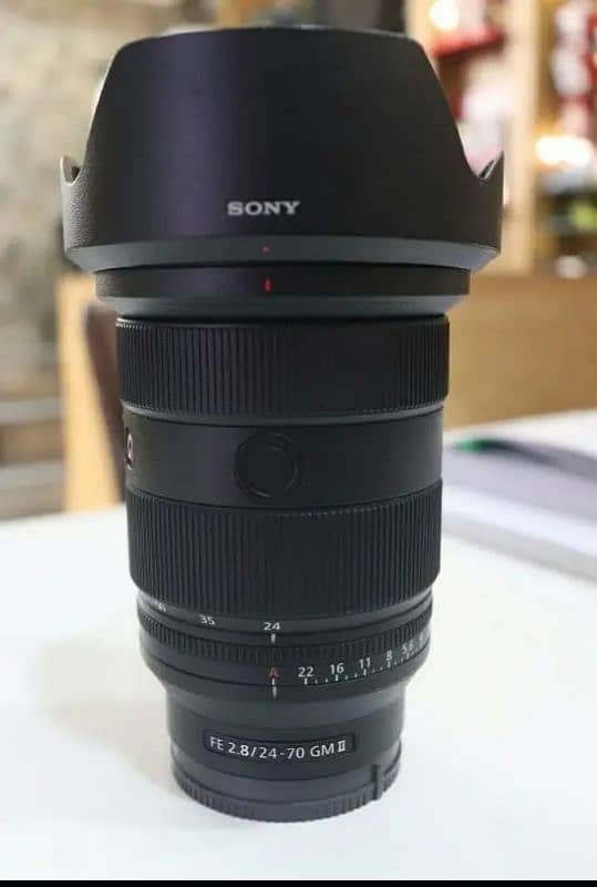 Sigma 85 mm 1.4 DG HSM art lens (Canon) 0