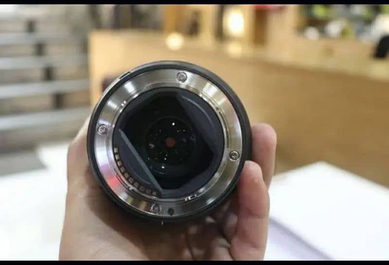 Sigma 85 mm 1.4 DG HSM art lens (Canon) 5