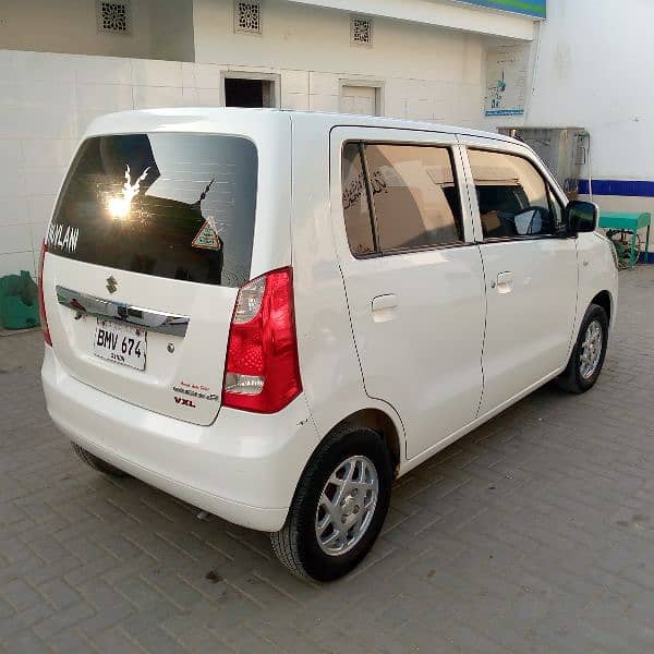 Suzuki Wagon R 2018 3