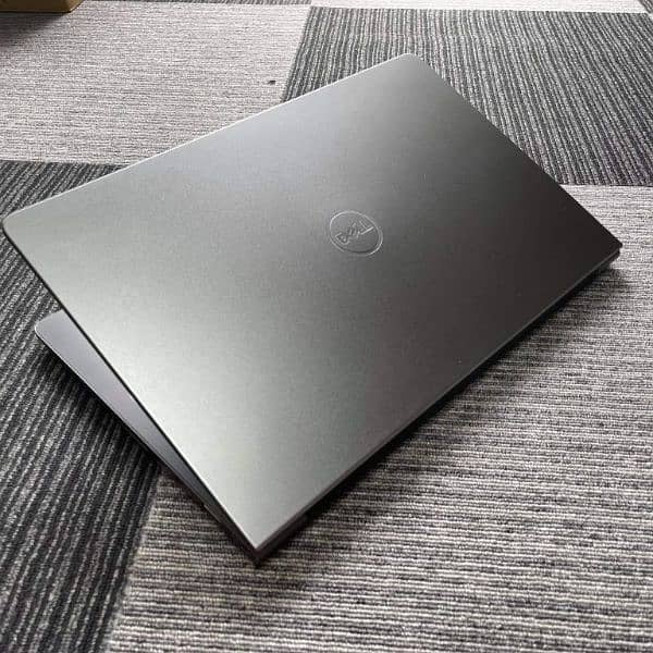 Dell Vostro 5568 - i5 7th Gen - 8/256 5