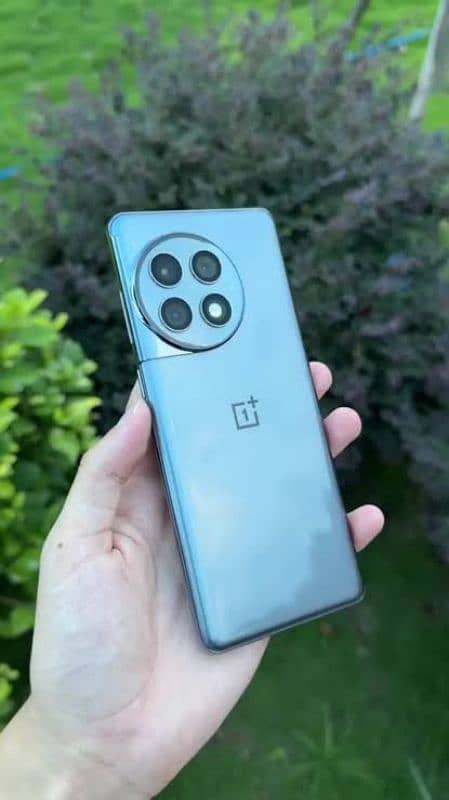 OnePlus ace 2 pro 24/1tb with genuine charger for sale 1