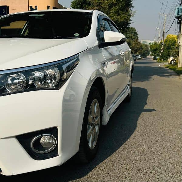 Toyota Altis Grande 2015 4