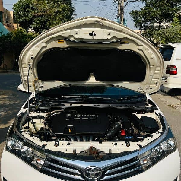 Toyota Altis Grande 2015 6