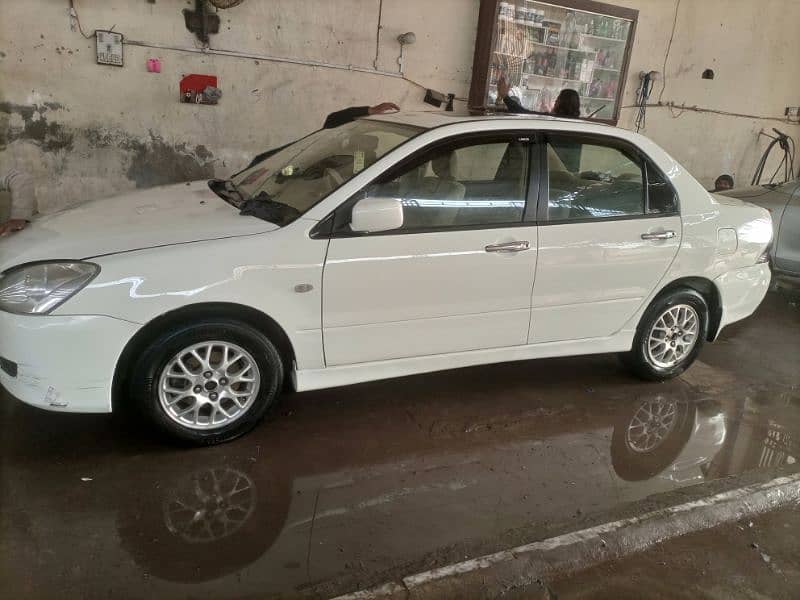 sunroof GLX1.6RS Lancer full option 3