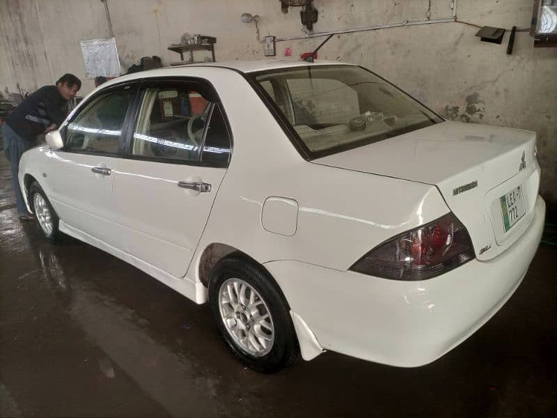 sunroof GLX1.6RS Lancer full option 4